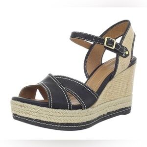 Clarks Amelia Air Espadrille Platform Wedge